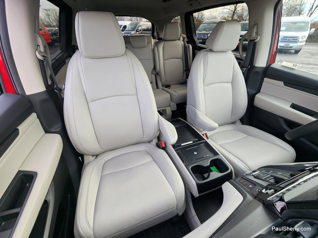 Used 2025 Honda Odyssey EX-L image 30
