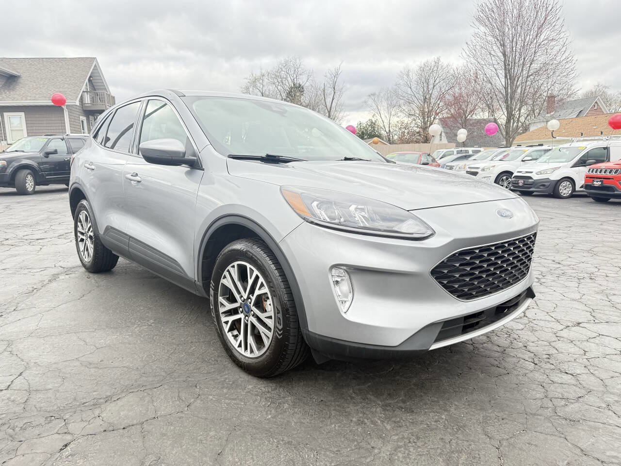 Used 2022 Ford Escape SEL image 3