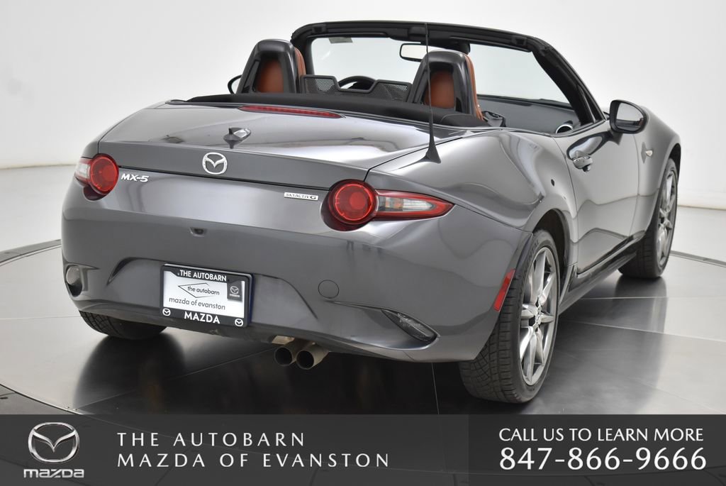 Certified 2022 MAZDA MX-5 Miata Grand Touring RWD image 22