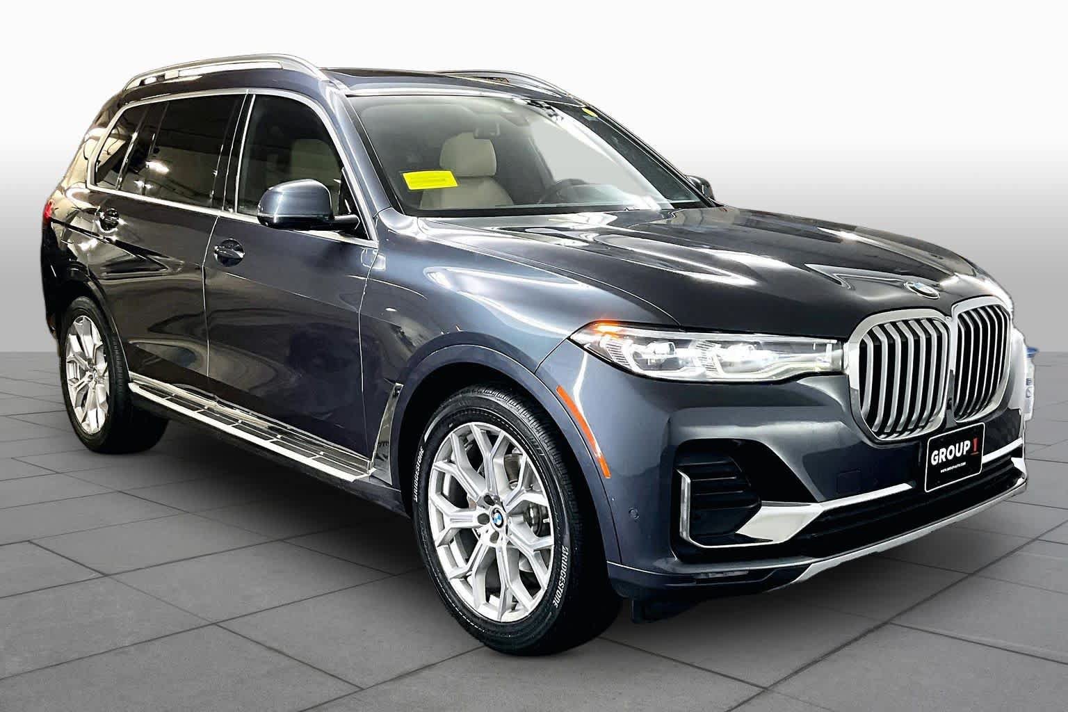 Used 2022 BMW X7 xDrive40i w/ Executive Package AWD/4WD image 3