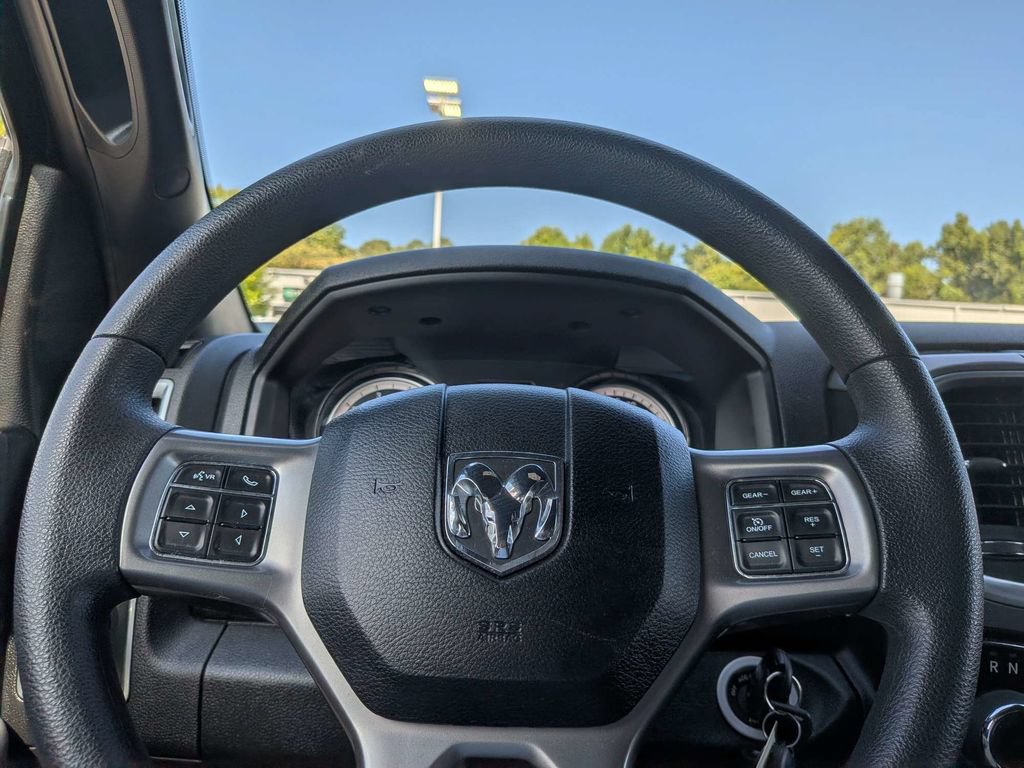 Used 2021 RAM 1500 Warlock w/ Warlock Decor Package AWD/4WD image 23