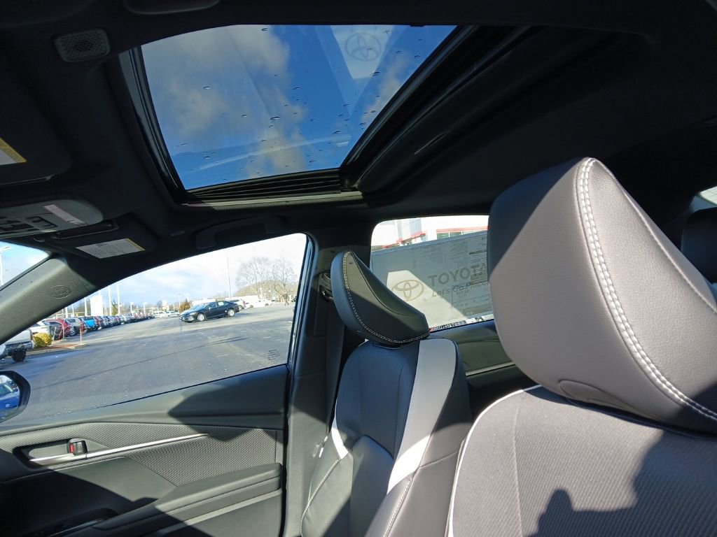 New 2026 Toyota Camry SE image 6