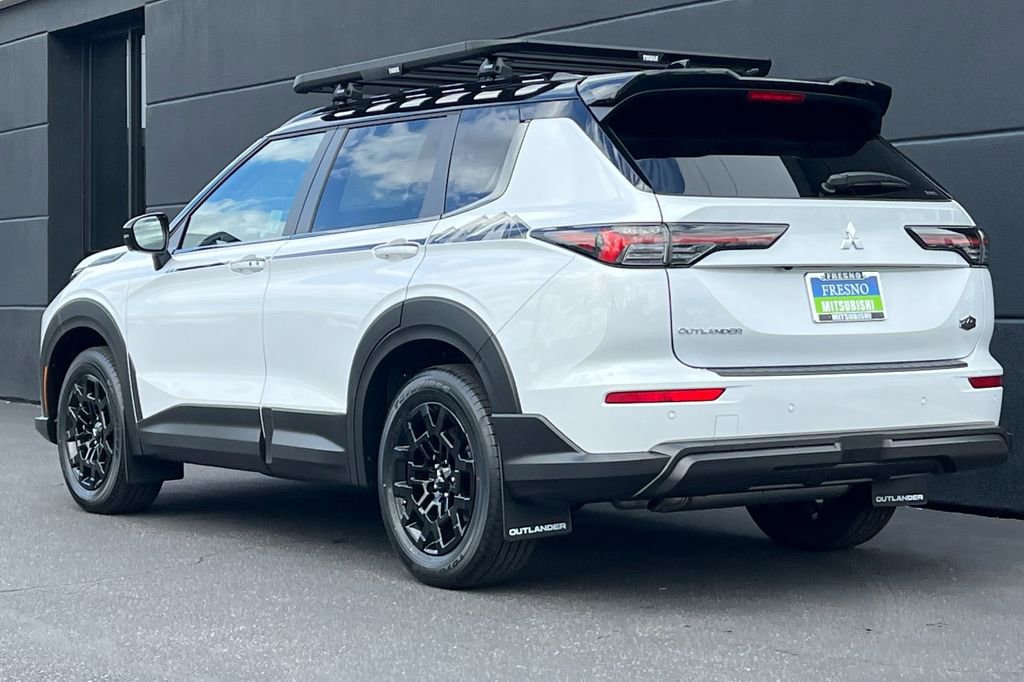 New 2026 Mitsubishi Outlander AWD image 7