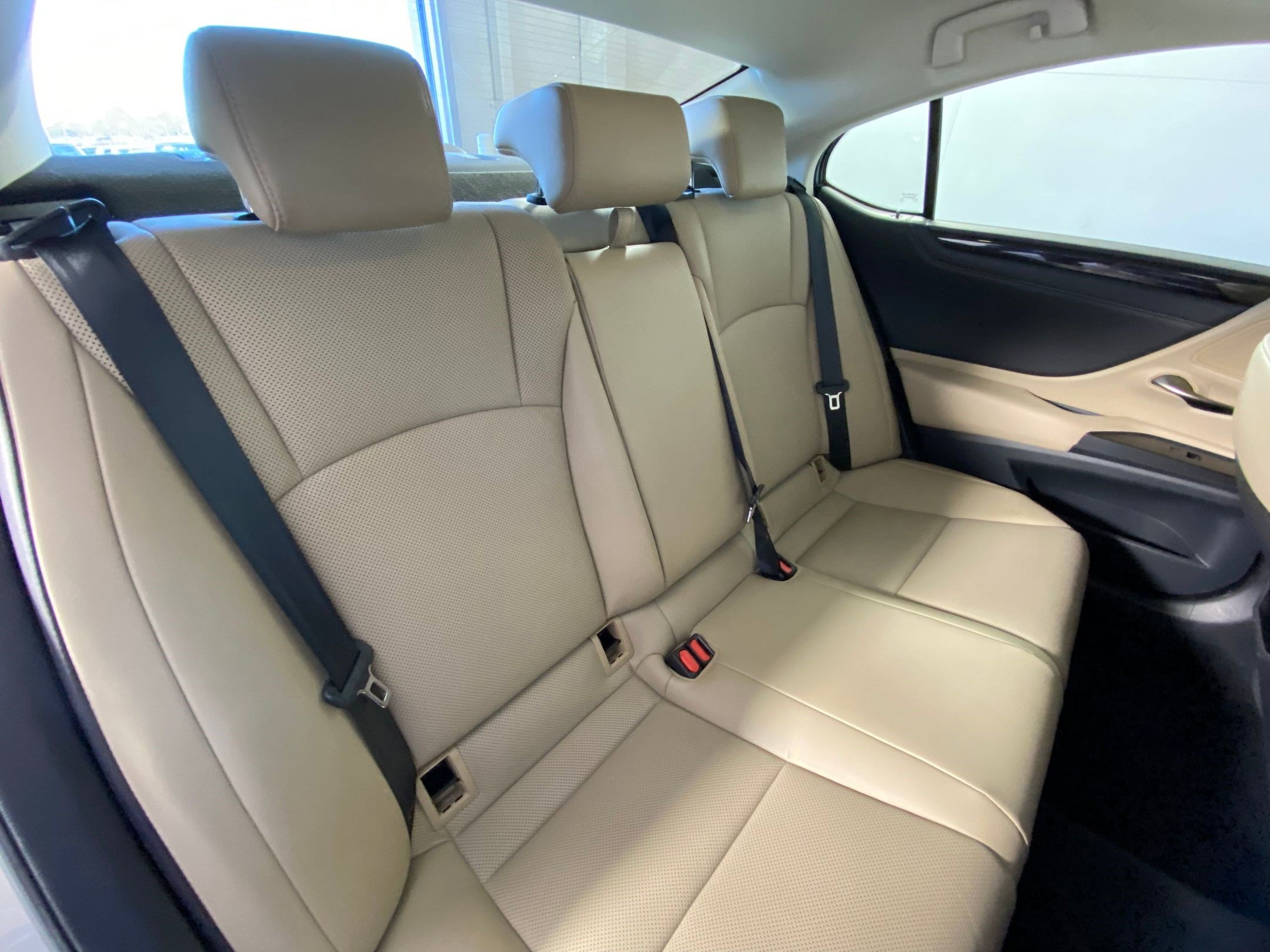 Used 2019 Lexus ES 350 image 30