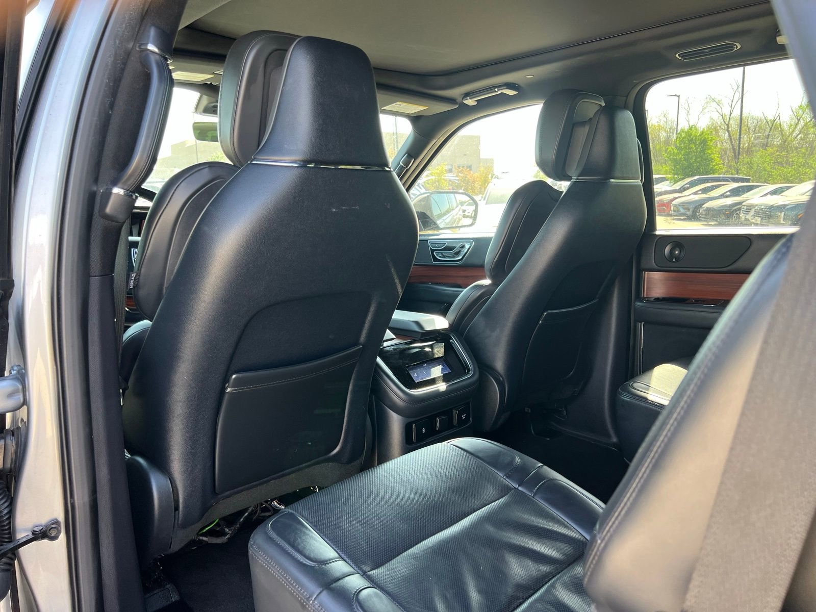 Used 2023 Lincoln Navigator Reserve image 19
