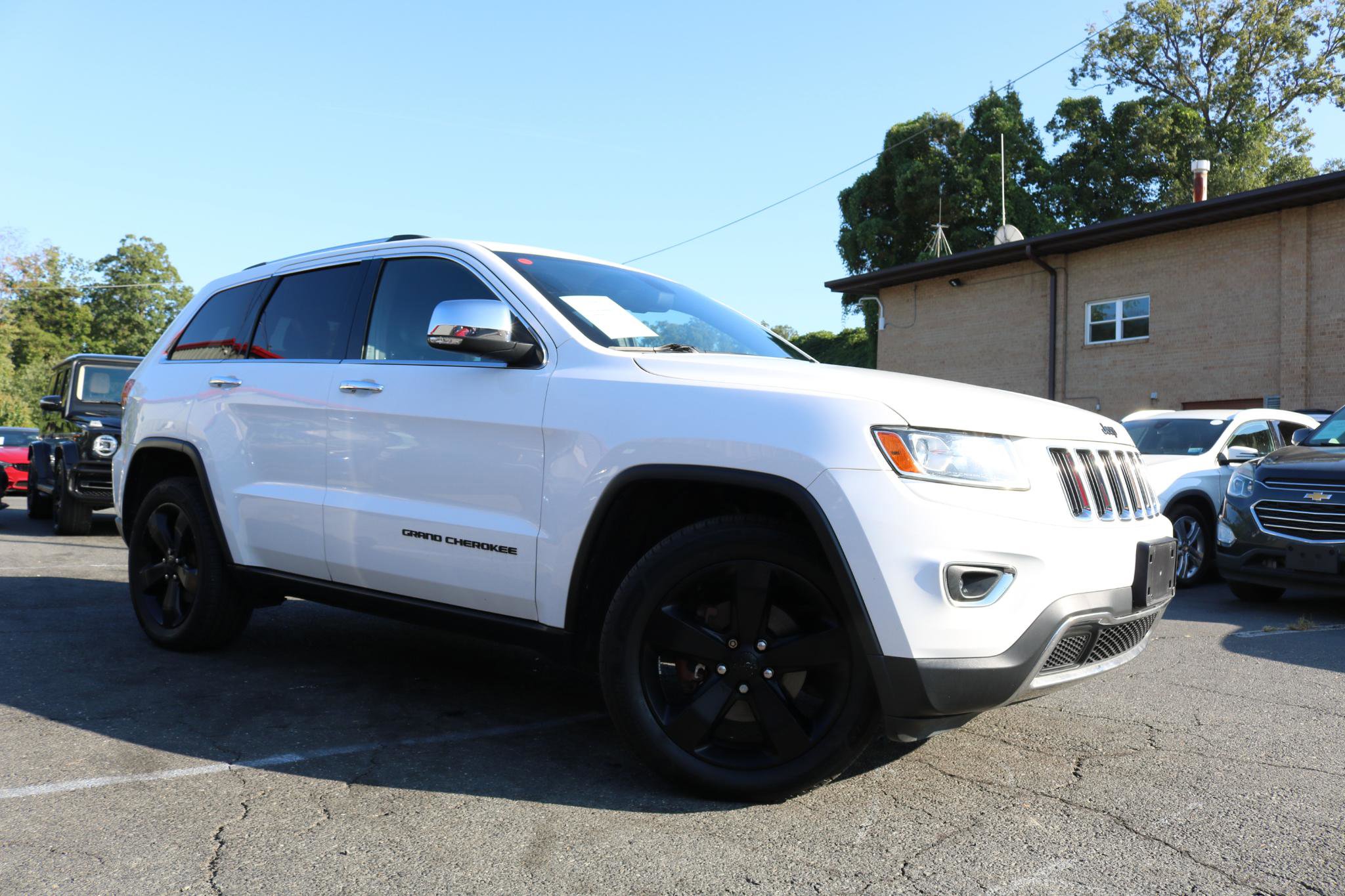 Used 2014 Jeep Grand Cherokee Limited image 6