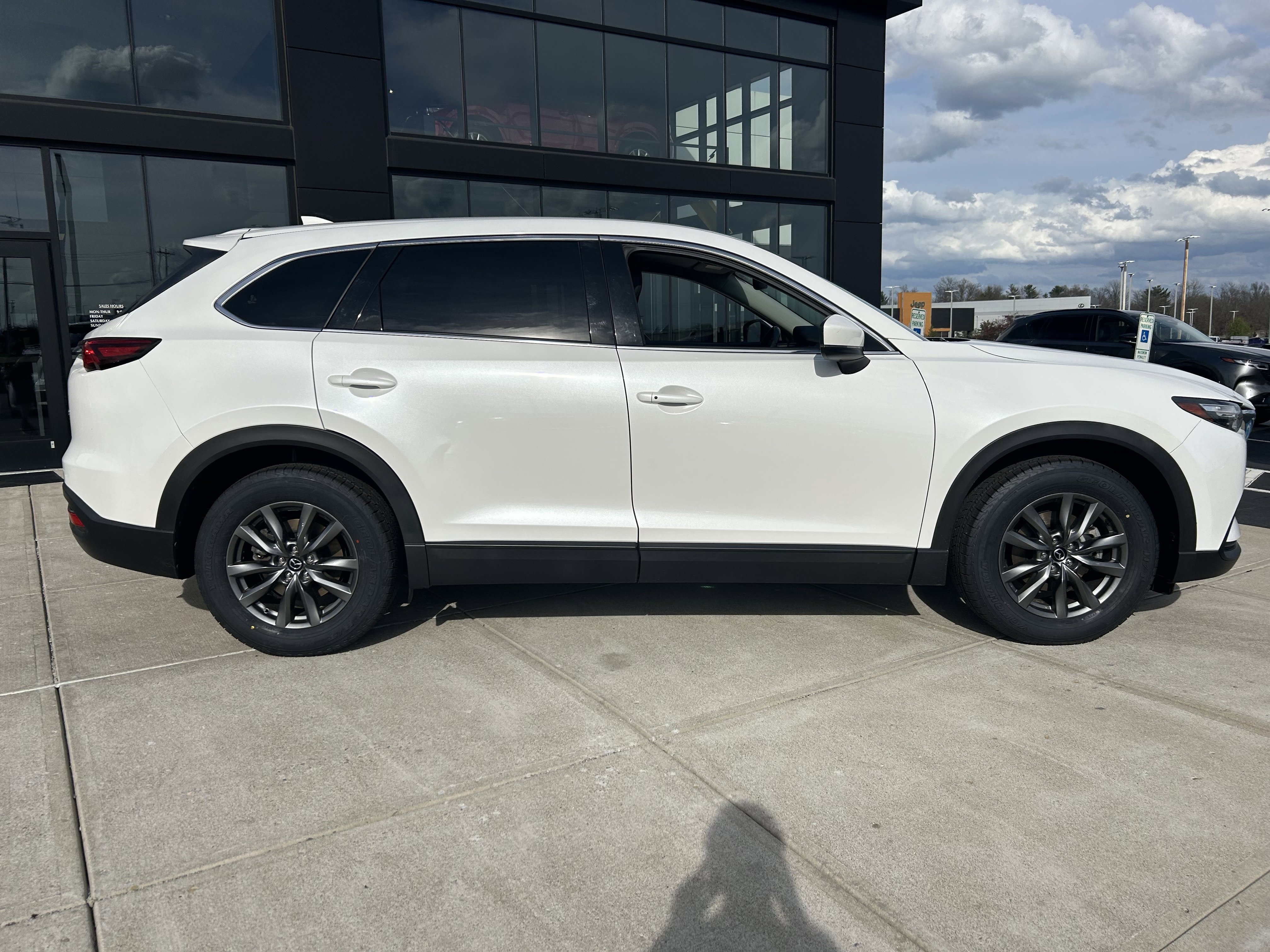 Certified 2022 MAZDA CX-9 Touring image 8