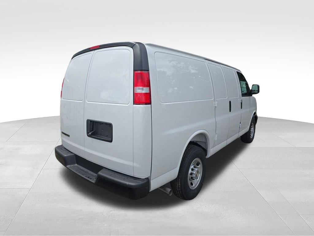New 2026 Chevrolet Express 2500 w/ Driver Convenience Package RWD image 9