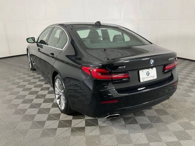 Certified 2023 BMW 530i xDrive w/ Premium Package AWD/4WD image 4