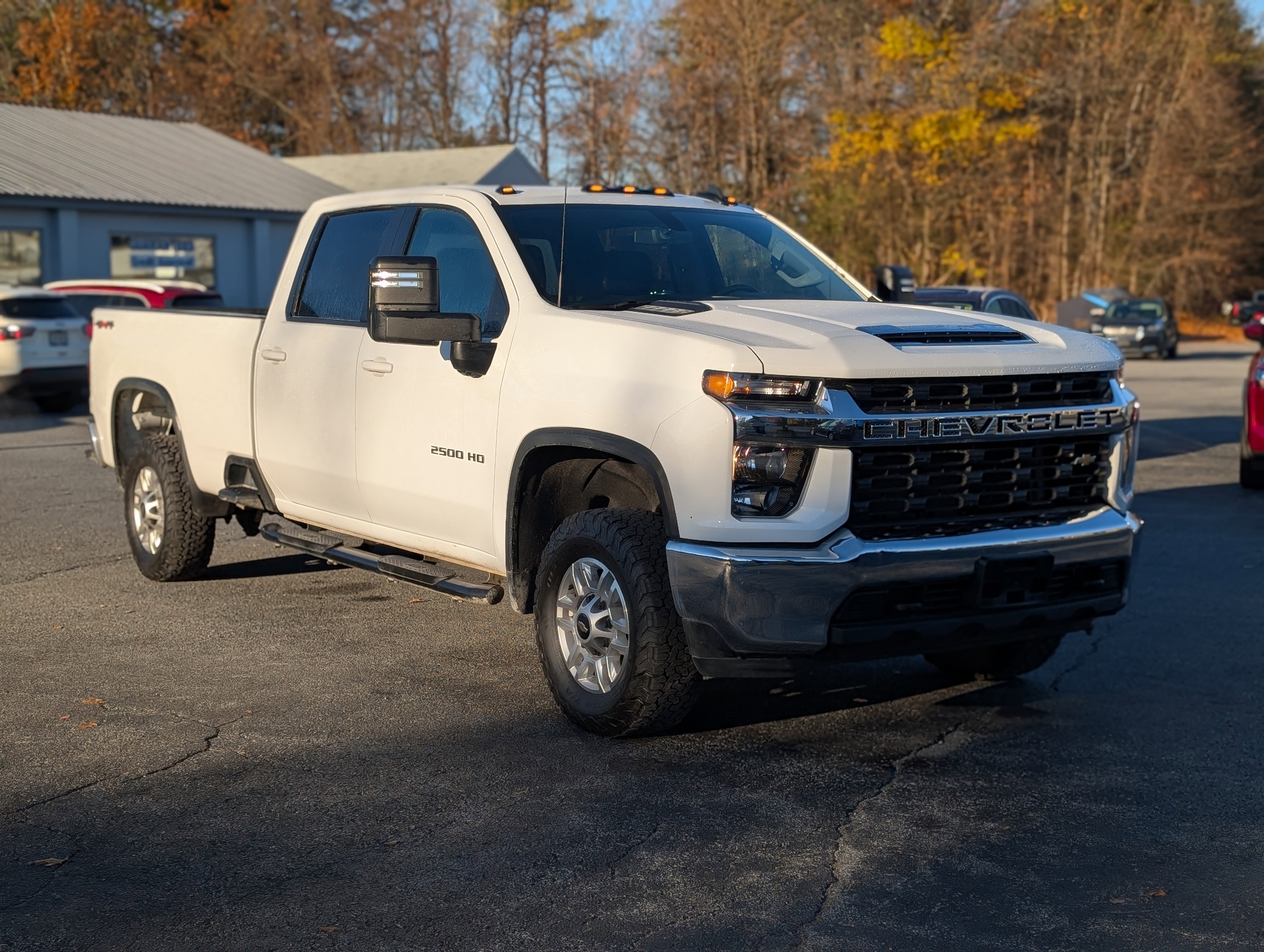 Used 2023 Chevrolet Silverado 2500 LT w/ Snow Plow Prep/Camper Package image 12