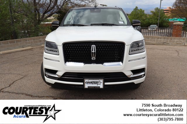 Used 2021 Lincoln Navigator Black Label w/ Special Edition Package AWD/4WD image 2