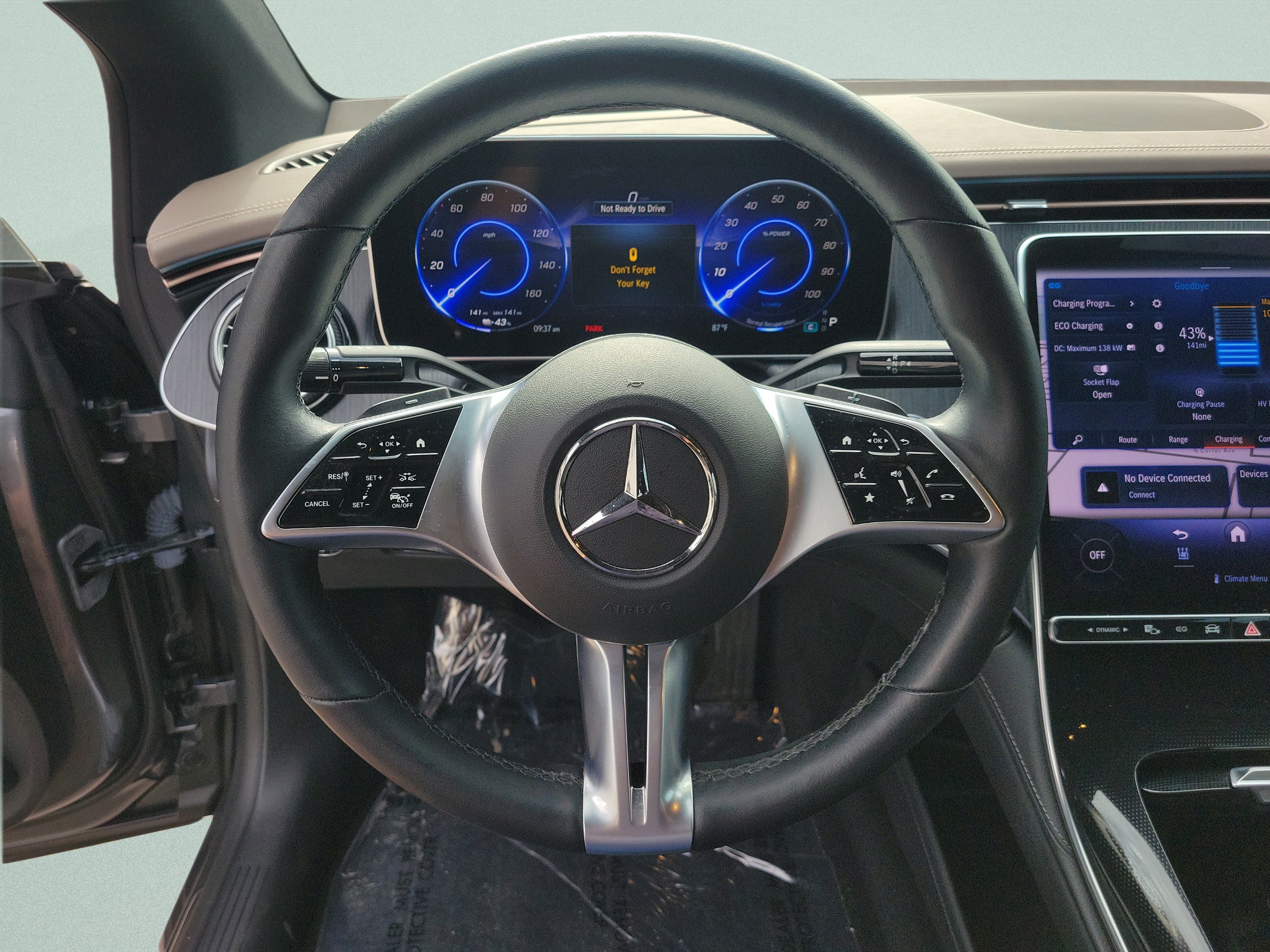Certified 2023 Mercedes-Benz EQE 500 4MATIC Sedan image 21