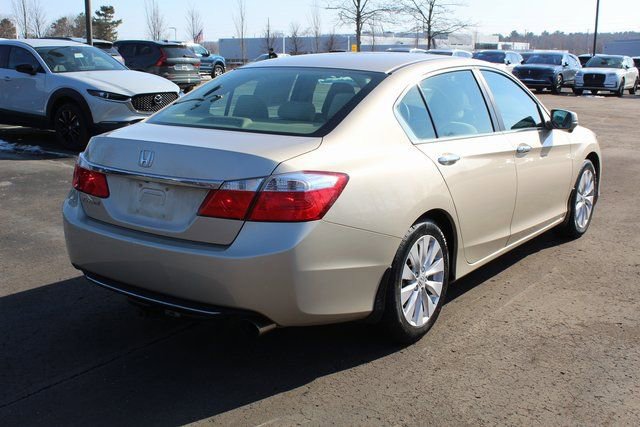 Used 2013 Honda Accord EX image 3
