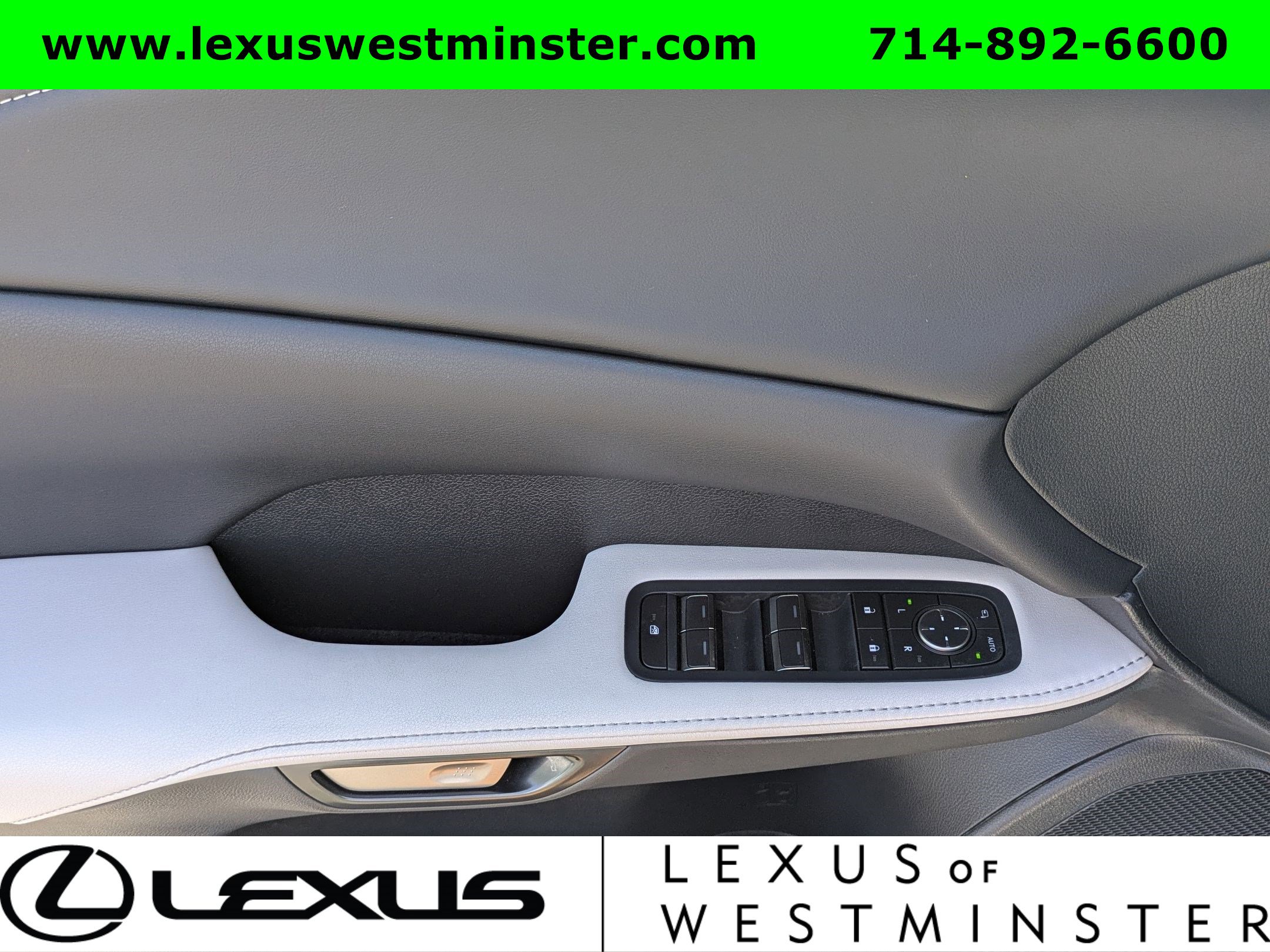 Certified 2025 Lexus RX 350h w/ Convenience Package image 17