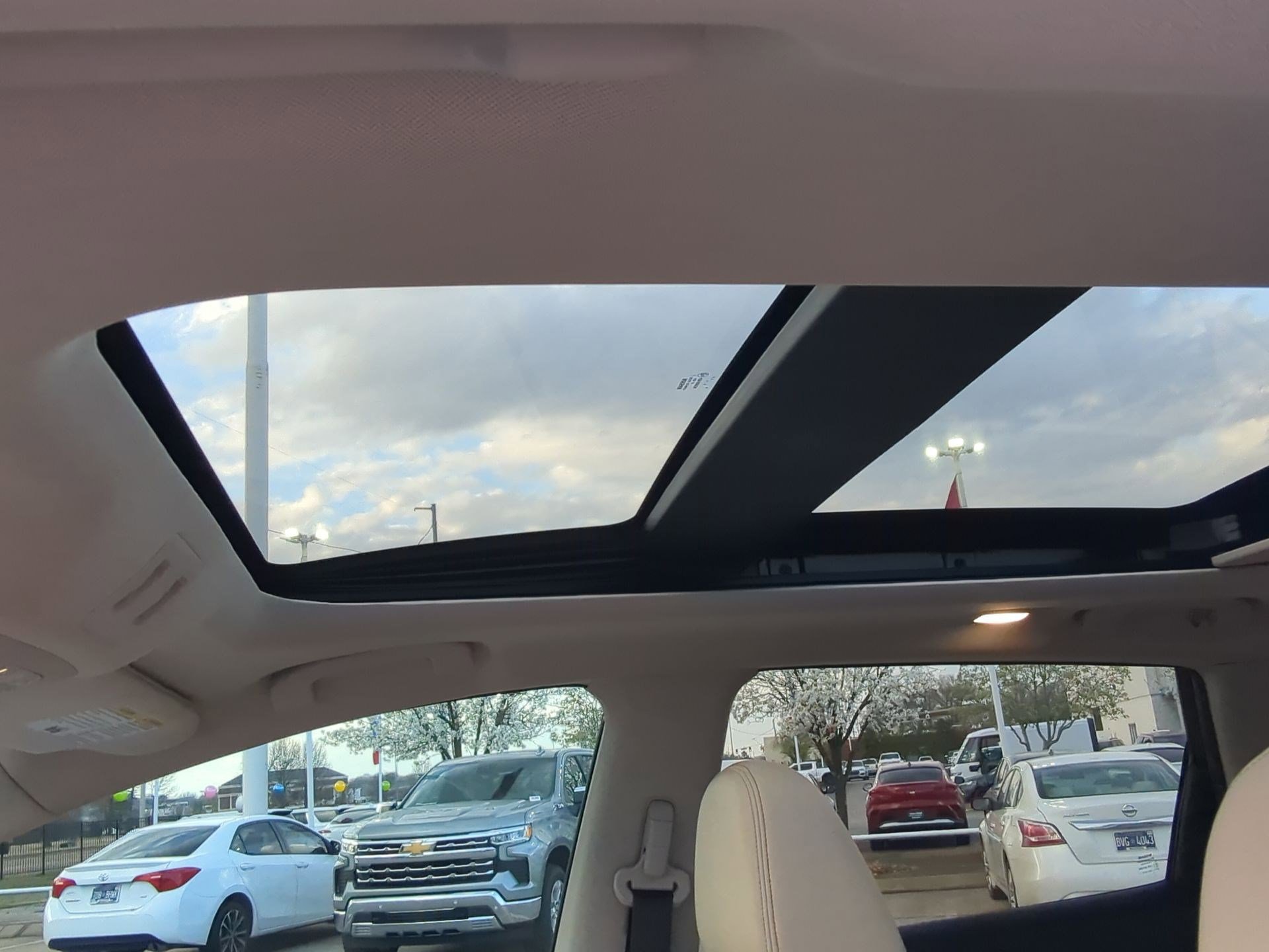 Used 2021 Nissan Murano Platinum w/ Cargo Package image 23