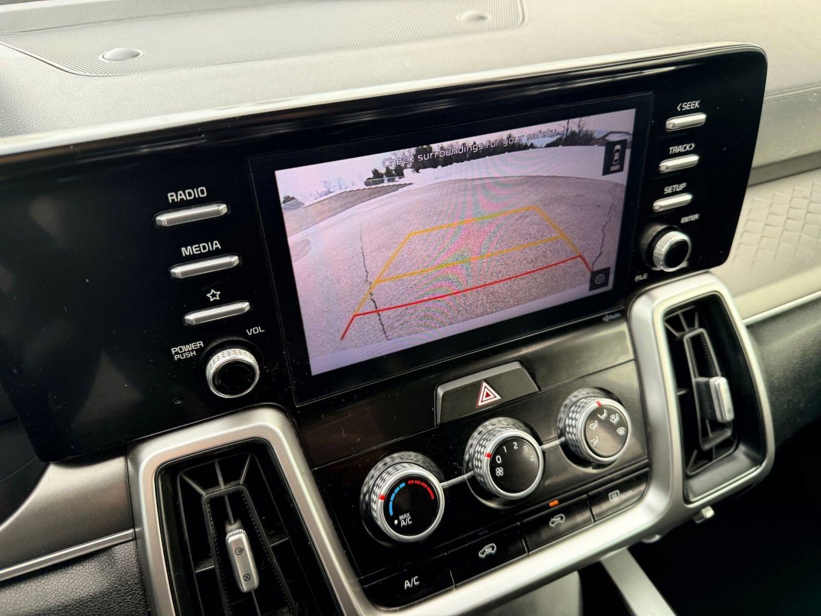 Used 2021 Kia Sorento LX image 30