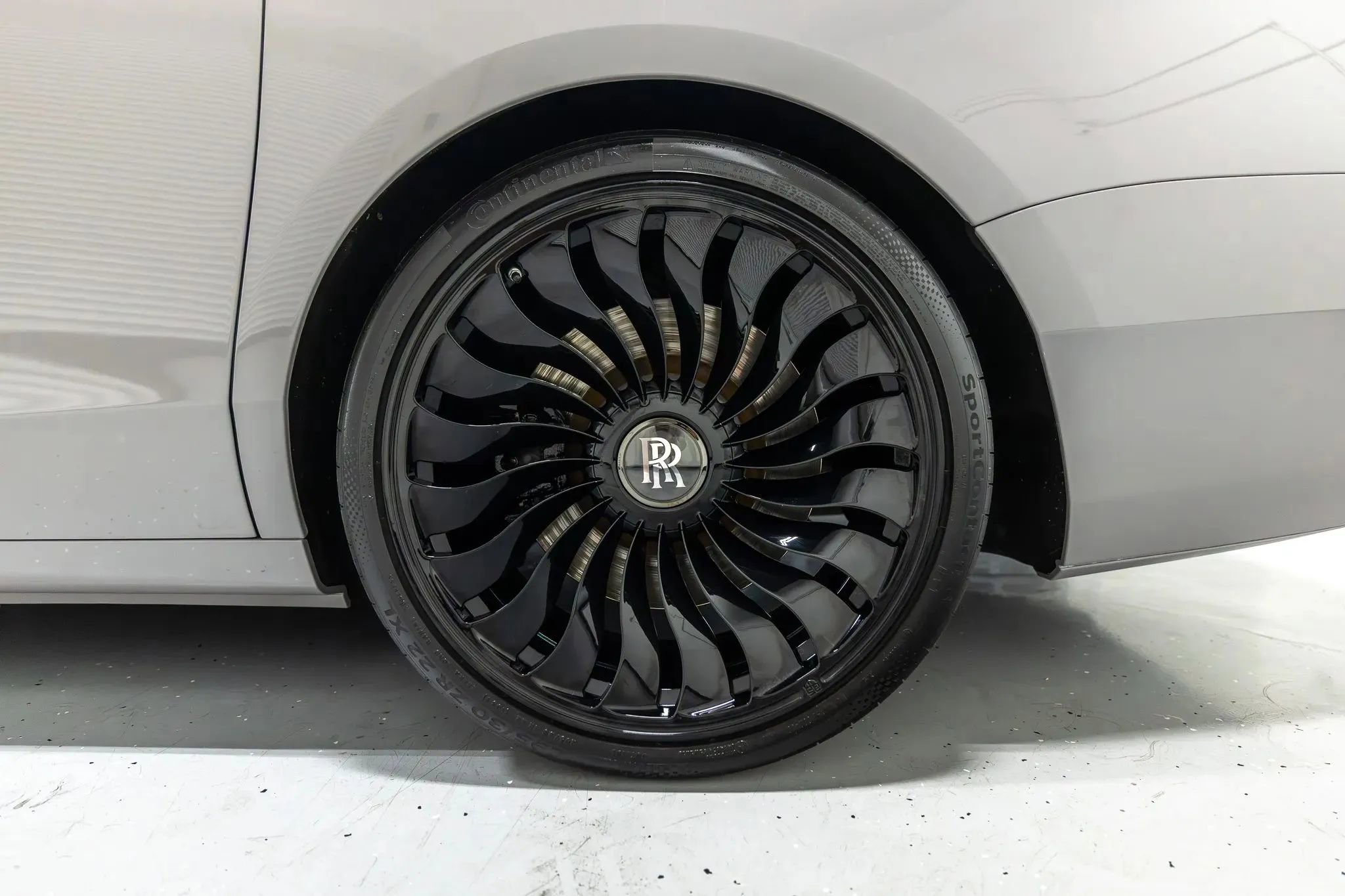 Used 2021 Rolls-Royce Ghost AWD/4WD image 32