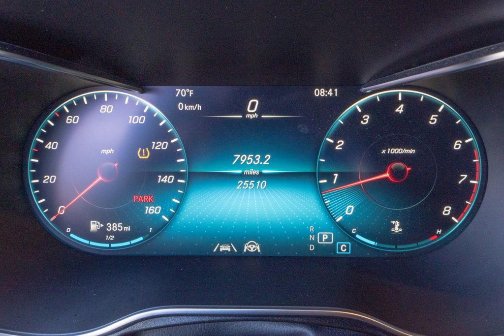 Used 2023 Mercedes-Benz GLC 300 4MATIC Coupe image 13