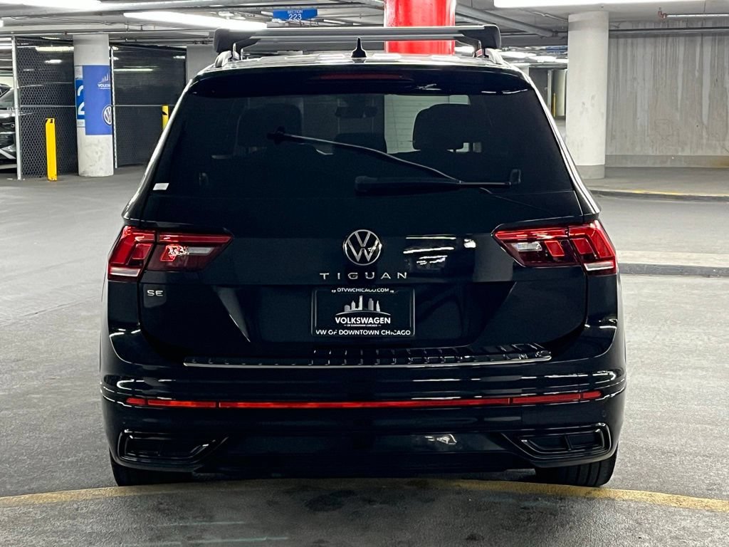 Certified 2023 Volkswagen Tiguan SE R-Line FWD image 33