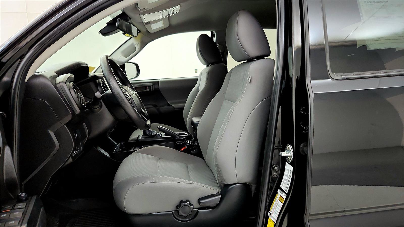 Certified 2023 Toyota Tacoma SR AWD/4WD image 25