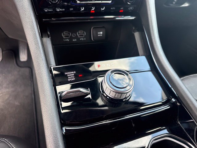 Used 2023 Jeep Grand Cherokee Limited AWD/4WD image 8
