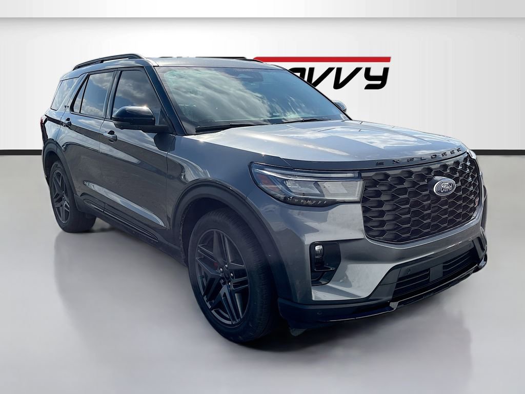 Used 2025 Ford Explorer ST image 1