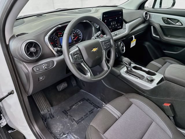 New 2026 Chevrolet Blazer LT w/ Convenience Package AWD/4WD image 11