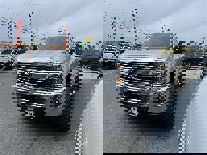 Used 2017 Chevrolet Silverado 2500 LT w/ All Star Edition RWD image 6