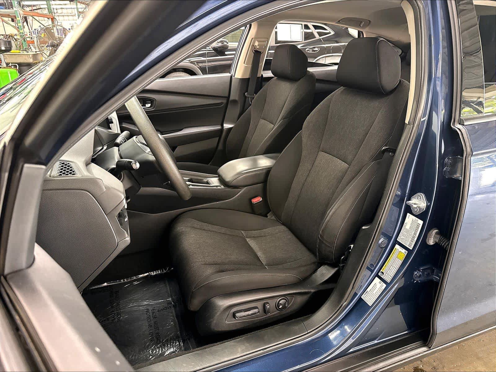 Used 2023 Honda Accord EX image 23