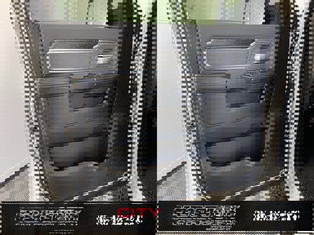 Used 2019 RAM 3500 Big Horn image 12