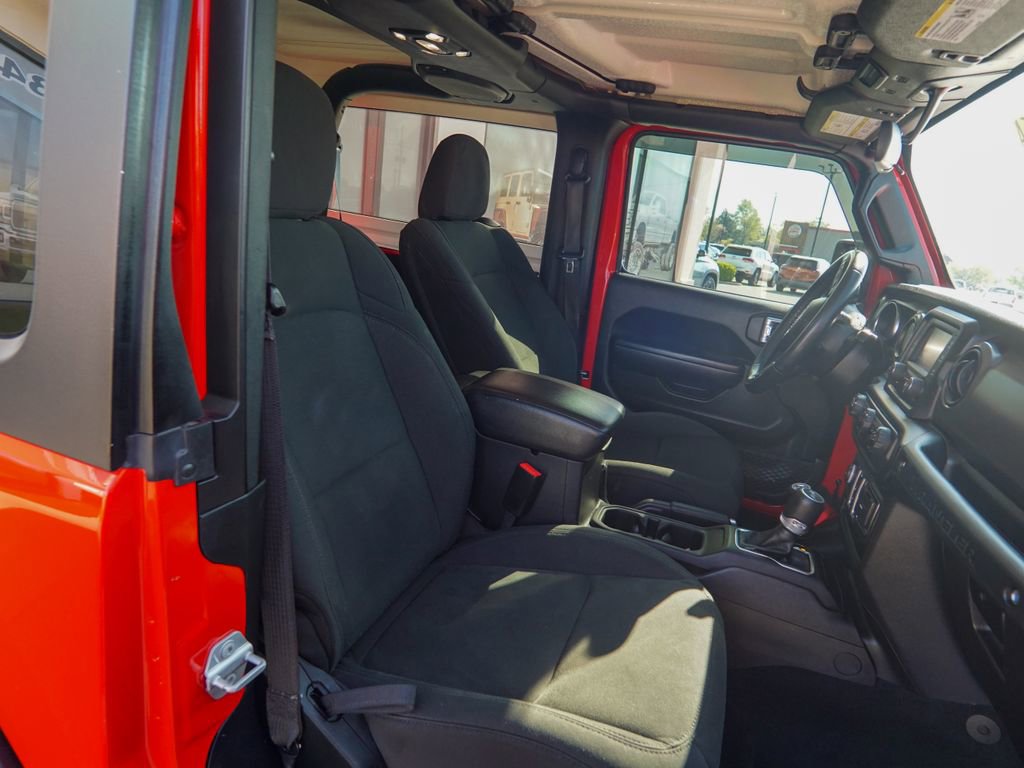 Used 2020 Jeep Wrangler Sport AWD/4WD image 22