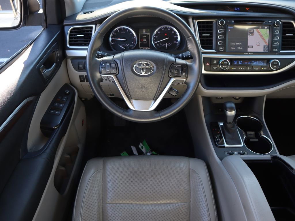 Used 2014 Toyota Highlander Limited image 6