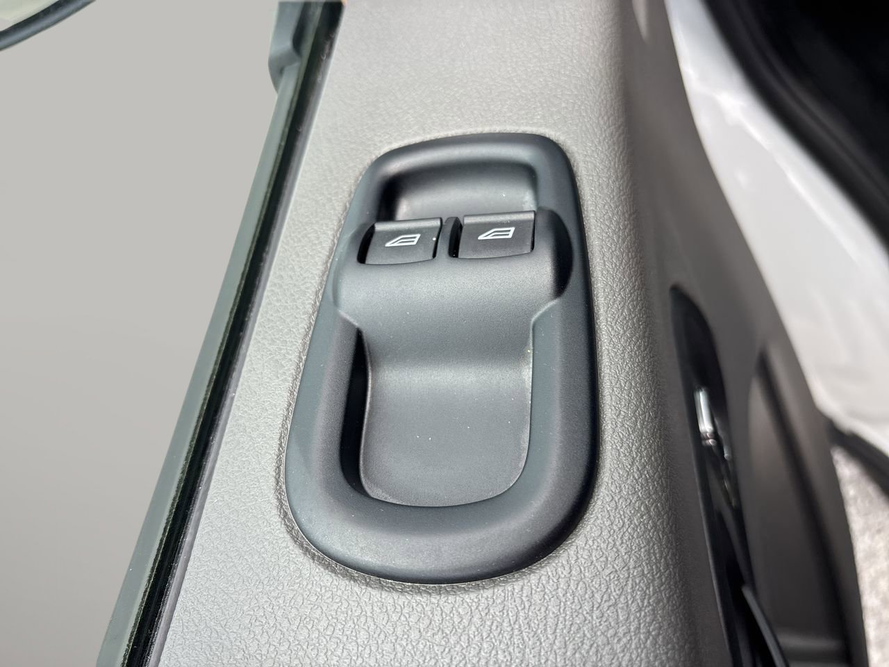 Used 2024 Ford Transit 150 Low Roof RWD image 16