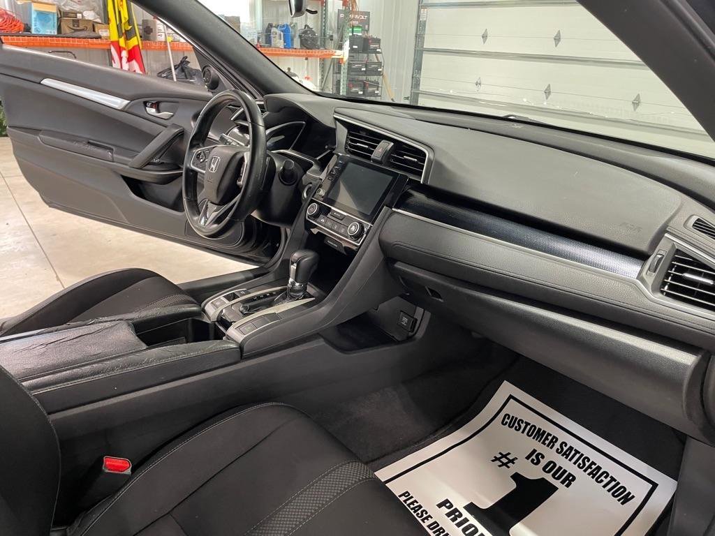 Used 2019 Honda Civic Sport image 16