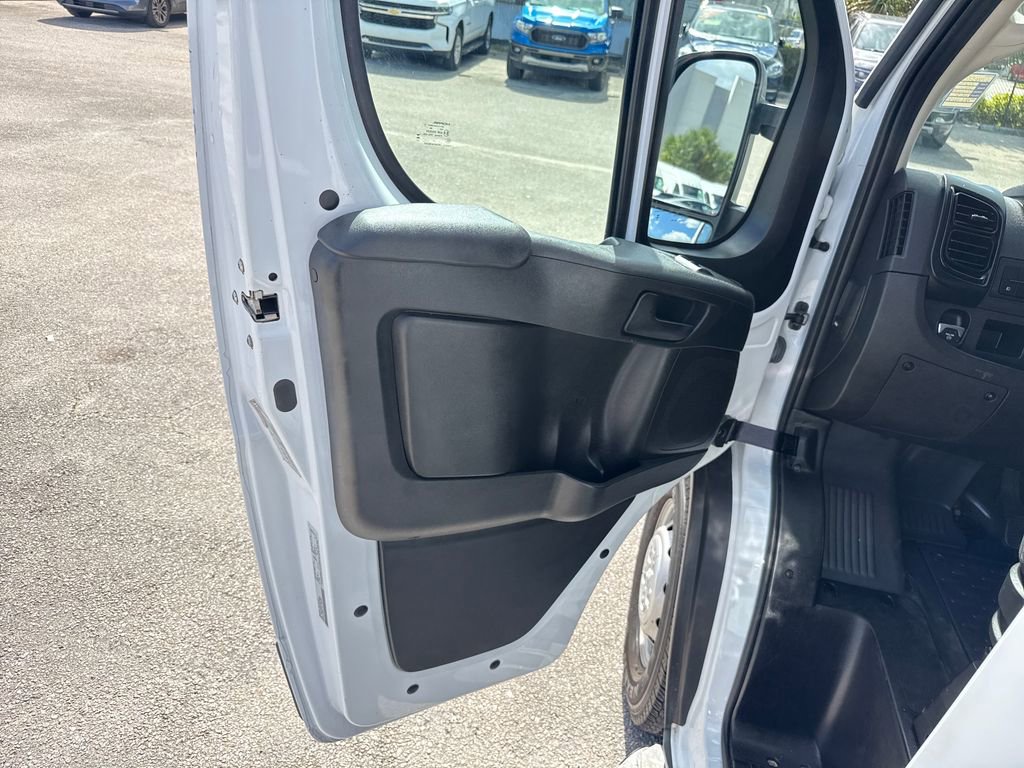 Used 2023 RAM ProMaster 2500 image 13