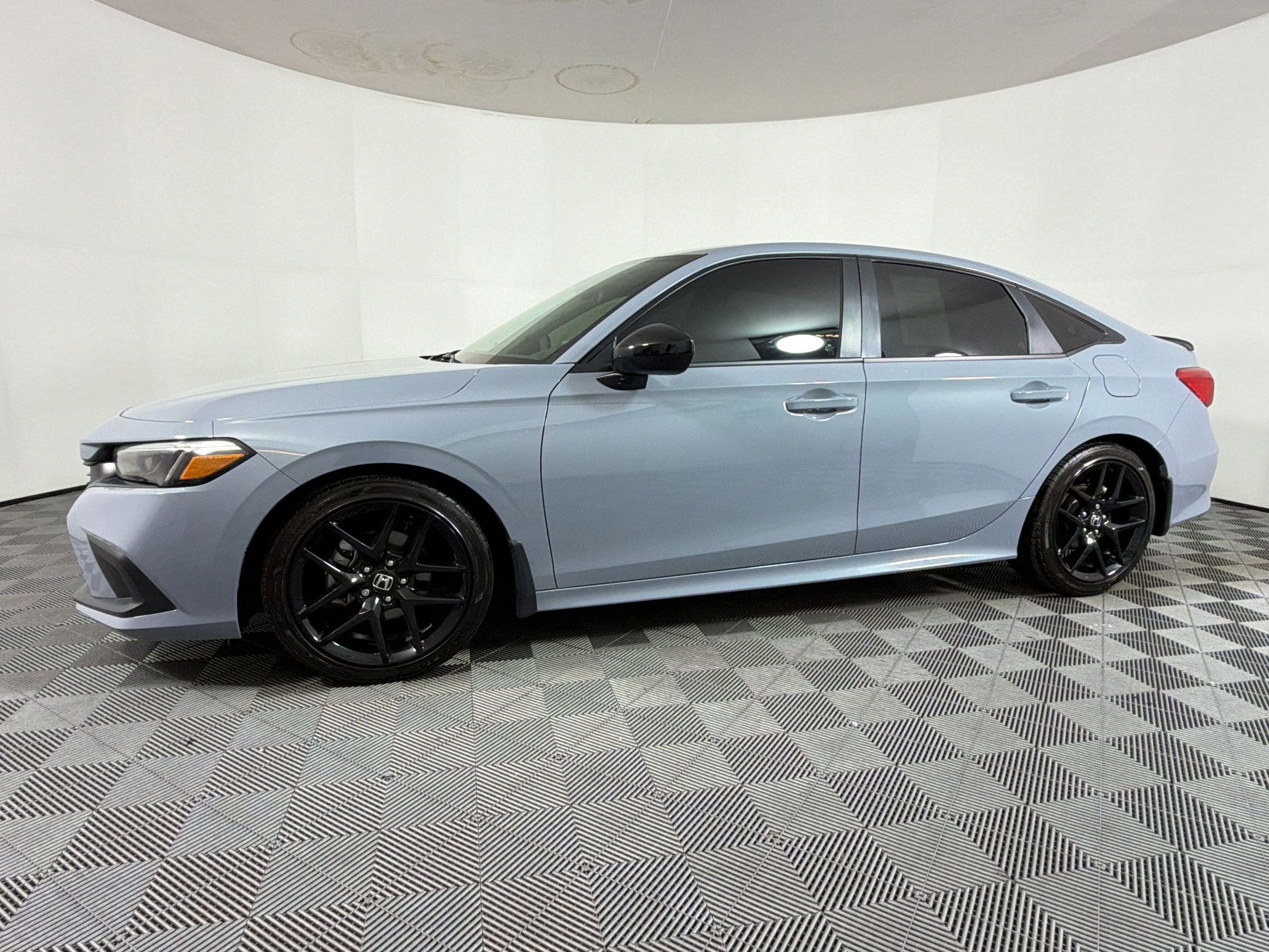 Used 2024 Honda Civic Sport image 16