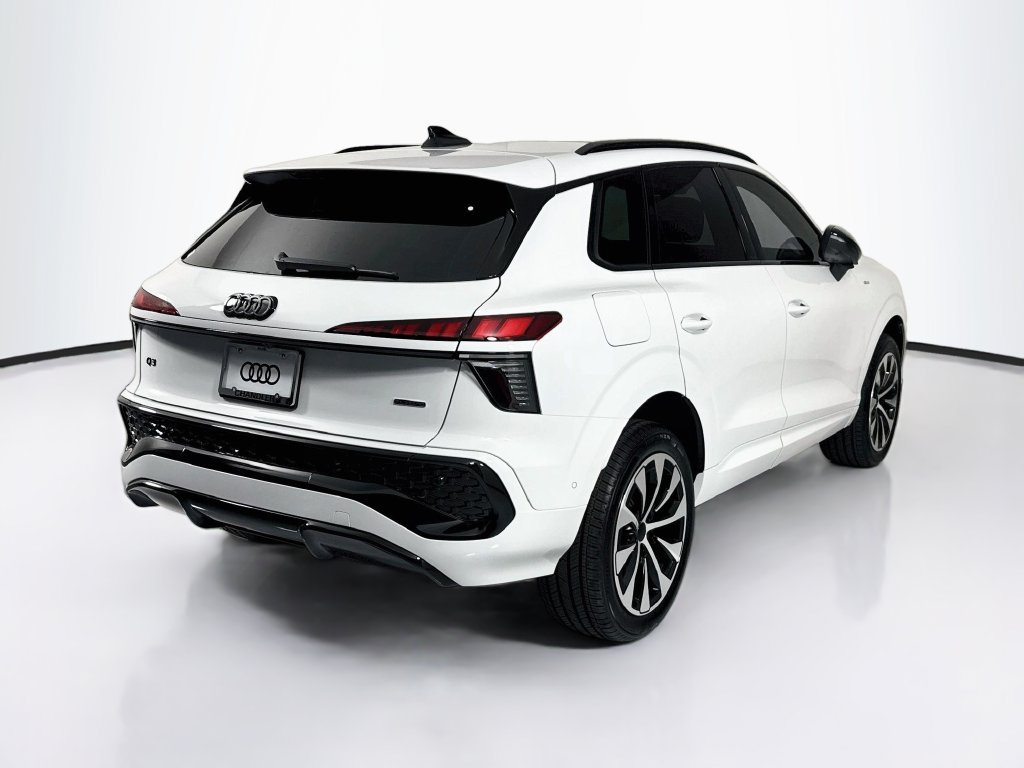 New 2026 Audi Q3 quattro 2.0T AWD/4WD image 5