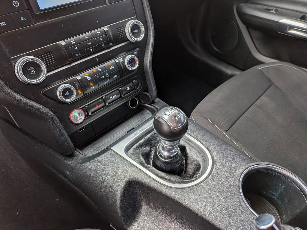 Used 2020 Ford Mustang GT image 23