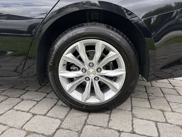 Used 2023 Chevrolet Malibu LT FWD image 11
