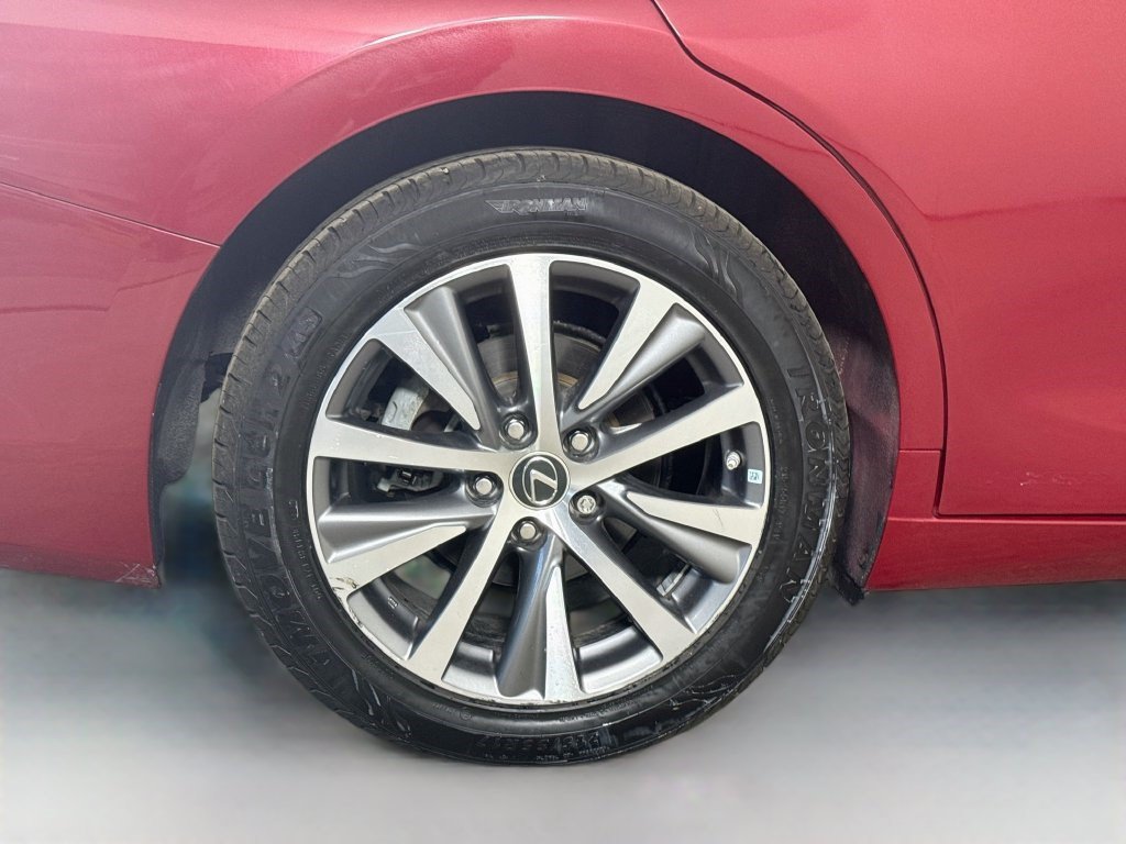 Used 2020 Lexus ES 300h w/ Premium Package FWD image 32