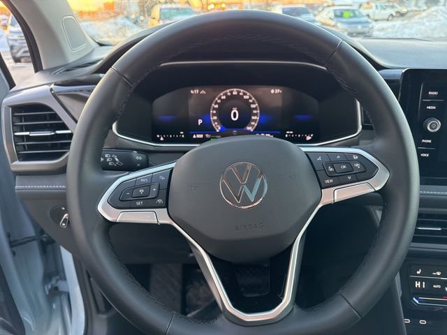 New 2026 Volkswagen Taos SE AWD/4WD image 9