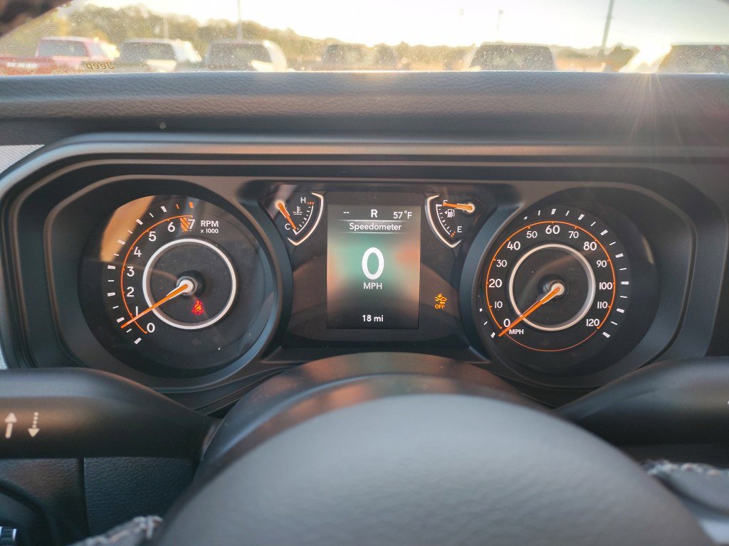 New 2026 Jeep Gladiator Sport AWD/4WD image 17