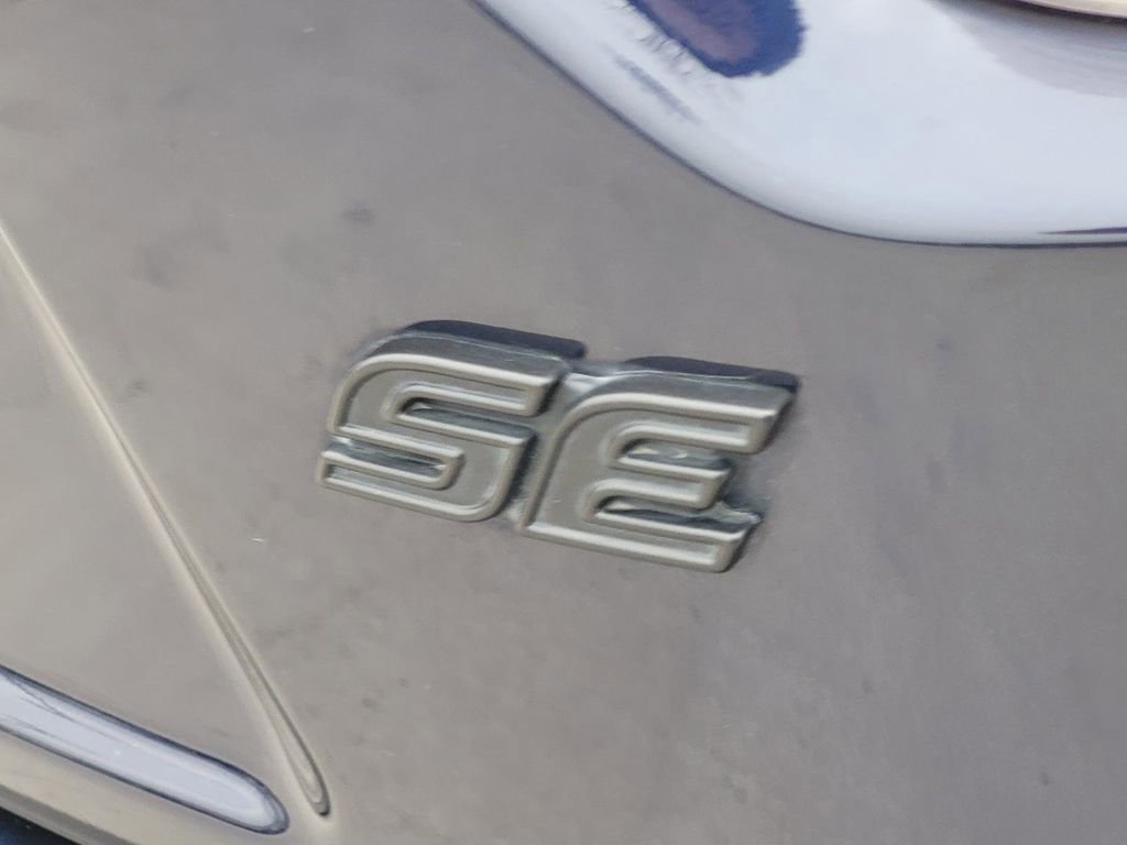 Used 2024 Toyota Corolla SE image 5