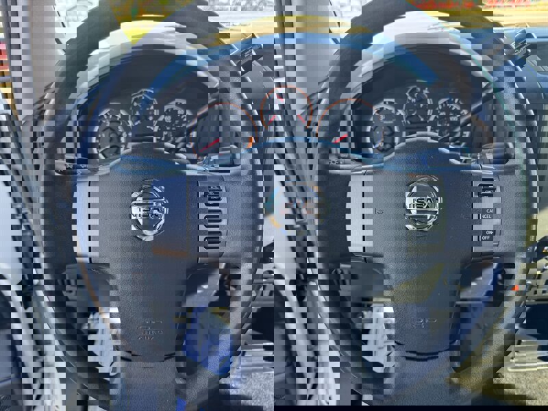 Used 2012 Nissan Titan SV image 7