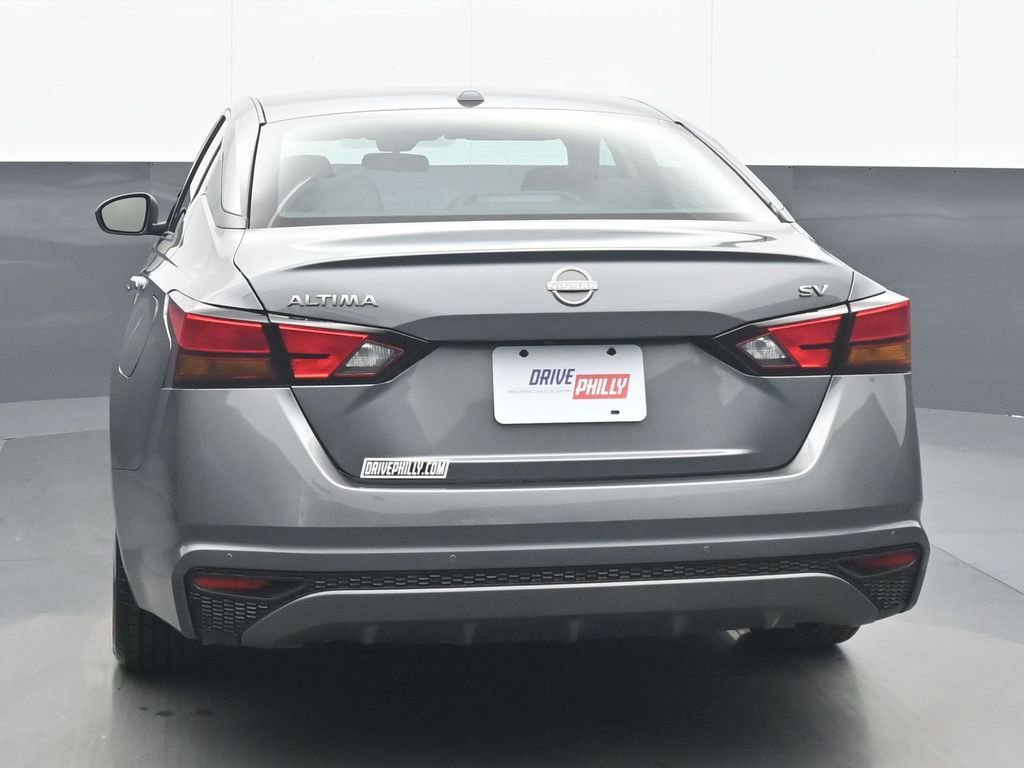 Used 2024 Nissan Altima 2.5 SV image 5