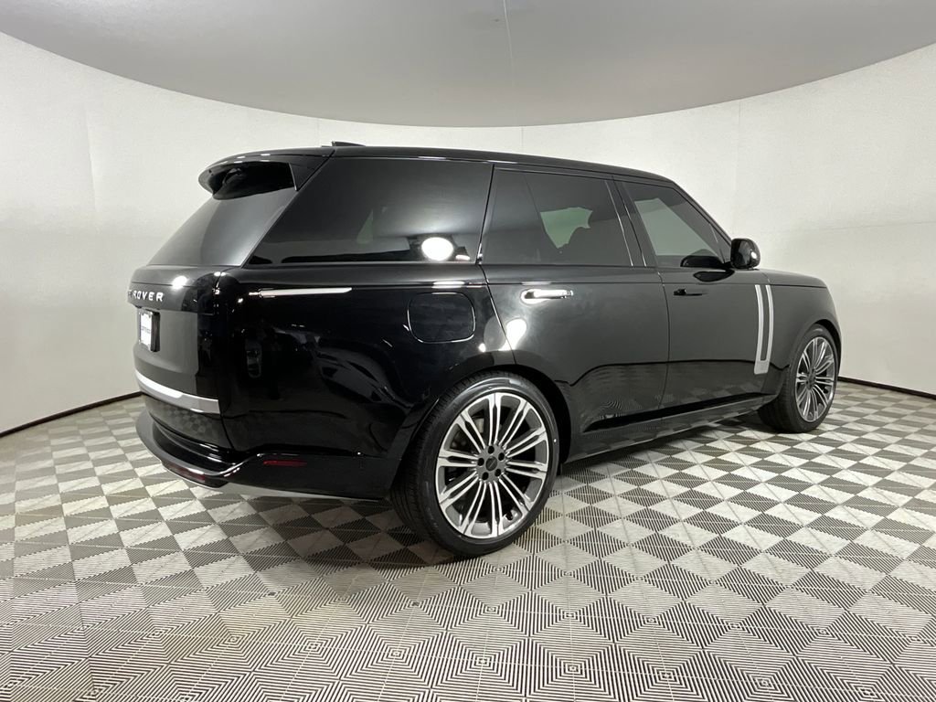 New 2026 Land Rover Range Rover Autobiography AWD/4WD image 2