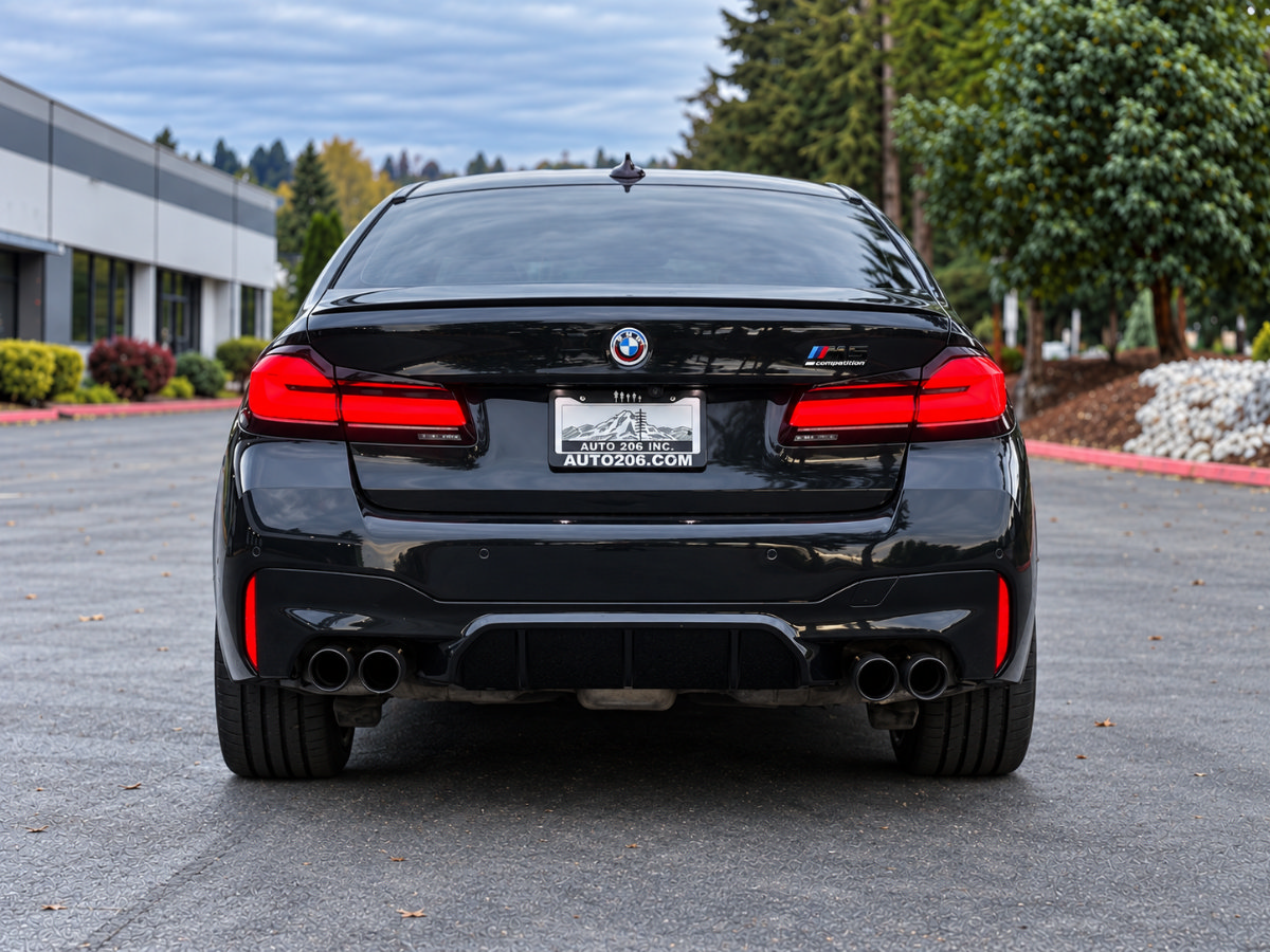 Used 2023 BMW M5 w/ Competition Package AWD/4WD image 4