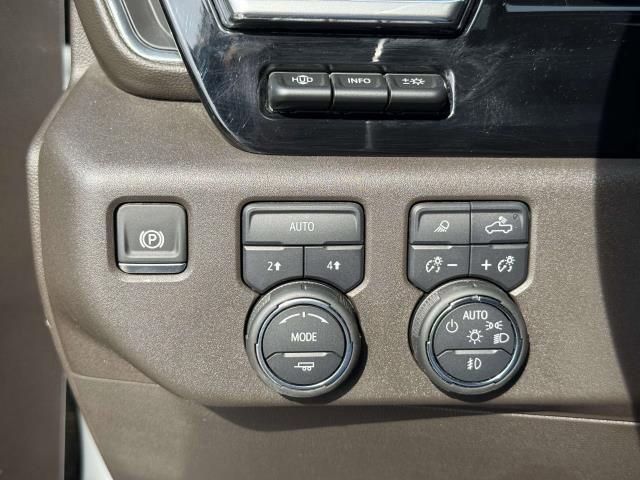 Used 2025 Chevrolet Silverado 1500 LTZ w/ LTZ Premium Package AWD/4WD image 22