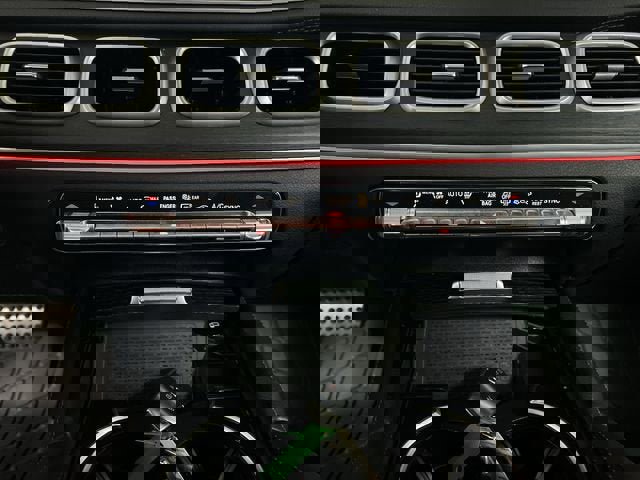 Used 2023 Mercedes-Benz GLS 450 4MATIC image 18