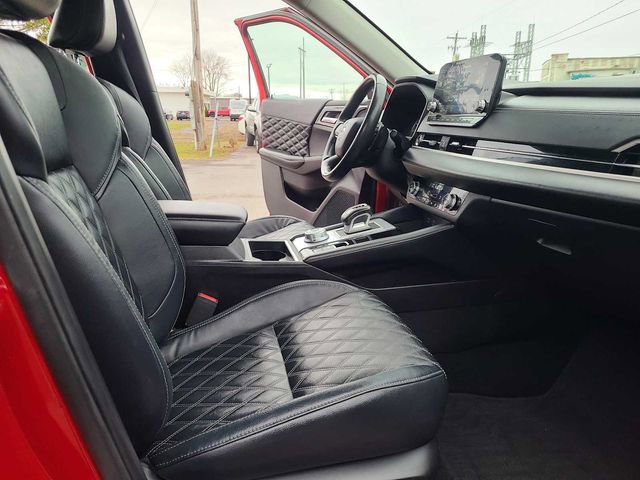 Used 2022 Mitsubishi Outlander SEL image 17